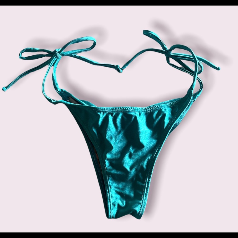*NWOT* Teal Side Tie Scrunch Bikini Bottoms